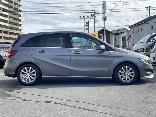 Ｂクラス 　純正ナビ　バックカメラ　キーレスゴー　純正１６インチＡＷ　ＬＥＤヘッドライト　シートヒーター　ＣＤ　Ｂｌｕｅｔｏｏｔｈ　ディスタンスパイロット　ブラインドスポットモニター（24枚目）