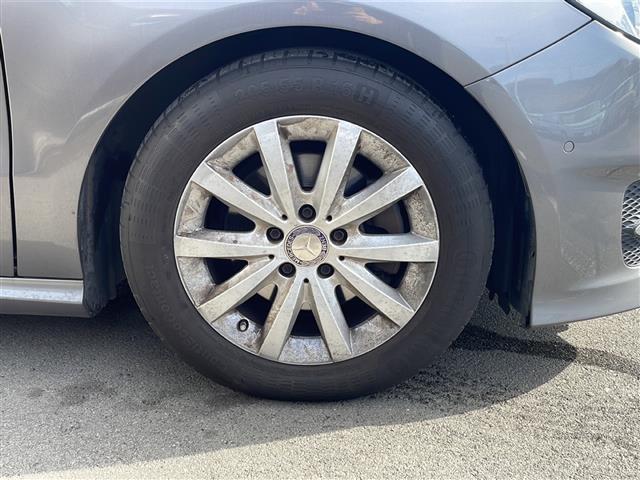 Ｂクラス 　純正ナビ　バックカメラ　キーレスゴー　純正１６インチＡＷ　ＬＥＤヘッドライト　シートヒーター　ＣＤ　Ｂｌｕｅｔｏｏｔｈ　ディスタンスパイロット　ブラインドスポットモニター（26枚目）