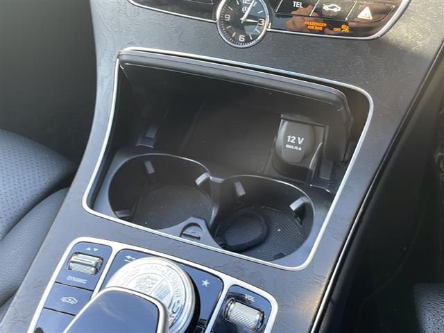 Ｃクラスステーションワゴン Ｃ２２０ｄ　ステーションワゴンローレウスエディション　サンルーフ　キーレスゴー　レザーシート　シートヒーター　パワーシート　パワーバックドア　純正ナビ　地デジＴＶ　ＣＤ　ＤＶＤ　Ｂｌｕｅｔｏｏｔｈ　純正１８インチＡＷ　ＬＥＤヘッドライト　バックカメラ（10枚目）