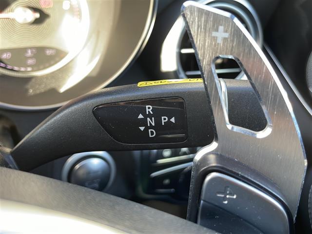 Ｃクラスステーションワゴン Ｃ２２０ｄ　ステーションワゴンローレウスエディション　サンルーフ　キーレスゴー　レザーシート　シートヒーター　パワーシート　パワーバックドア　純正ナビ　地デジＴＶ　ＣＤ　ＤＶＤ　Ｂｌｕｅｔｏｏｔｈ　純正１８インチＡＷ　ＬＥＤヘッドライト　バックカメラ（16枚目）
