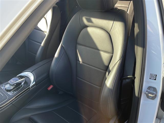 Ｃクラスステーションワゴン Ｃ２２０ｄ　ステーションワゴンローレウスエディション　サンルーフ　キーレスゴー　レザーシート　シートヒーター　パワーシート　パワーバックドア　純正ナビ　地デジＴＶ　ＣＤ　ＤＶＤ　Ｂｌｕｅｔｏｏｔｈ　純正１８インチＡＷ　ＬＥＤヘッドライト　バックカメラ（20枚目）