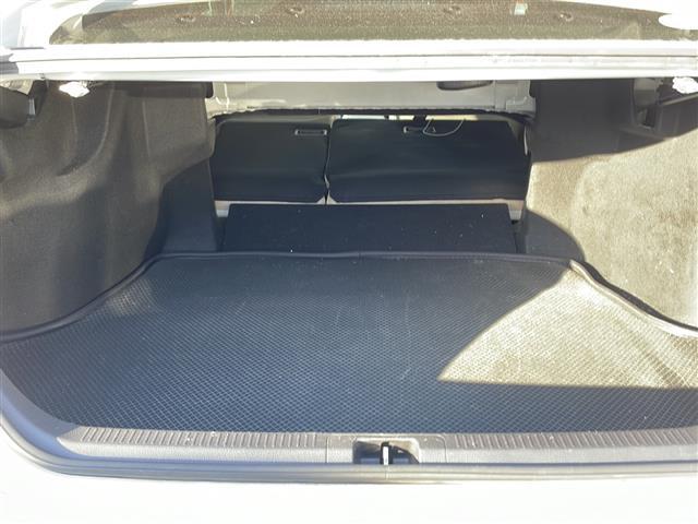 カムリ Ｇレザーパッケージ　純正ナビ／地デジＴＶ　レザーシート　シートヒーター　セーフティセンス　ドライブレコーダー　バックカメラ　ＣＤ　Ｂｌｕｅｔｏｏｔｈ　純正１８インチＡＷ　スマートキー　スペアキー　ＬＥＤヘッドライト（26枚目）