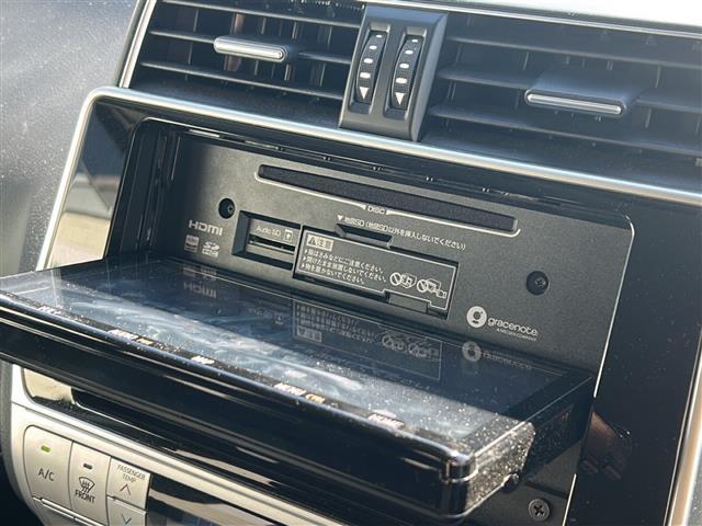ランドクルーザープラド ＴＸ　Ｌパッケージ・ブラックエディション　純正９インチナビ　地デジＴＶ　専用ブラックホイール　レザーシート　シートヒーター　ベンチレーション　セーフティセンス　レーダークルーズコントロール　バックカメラ　Ｂｌｅｕｔｏｏｔｈ　ＣＤ　ＤＶＤ（3枚目）