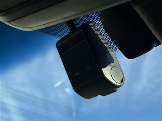 ランドクルーザープラド ＴＸ　Ｌパッケージ・ブラックエディション　純正９インチナビ　地デジＴＶ　専用ブラックホイール　レザーシート　シートヒーター　ベンチレーション　セーフティセンス　レーダークルーズコントロール　バックカメラ　Ｂｌｅｕｔｏｏｔｈ　ＣＤ　ＤＶＤ（14枚目）