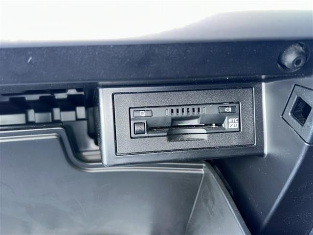 ランドクルーザープラド ＴＸ　Ｌパッケージ・ブラックエディション　純正９インチナビ　地デジＴＶ　専用ブラックホイール　レザーシート　シートヒーター　ベンチレーション　セーフティセンス　レーダークルーズコントロール　バックカメラ　Ｂｌｅｕｔｏｏｔｈ　ＣＤ　ＤＶＤ（15枚目）