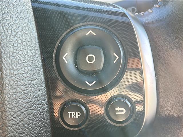 シエンタ ハイブリッドG セーフティセンス 両側パワースライドドア 純正ナビ 地デジTV バックカメラ シートヒーター オートハイビーム CD DVD Bluetooth スマートキー LEDヘッドライト(13枚目)