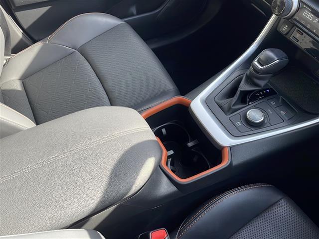 RAV4 ハイブリッドアドベンチャー 10.5インチナビ 地デジTV 大型サンルーフ 全周囲カメラ TRDフロントロアガーニッシュ デジタルインナーミラー 純正19インチAW ブラインドスポットモニター 2.0ETC TRDマッドフラップ(10枚目)