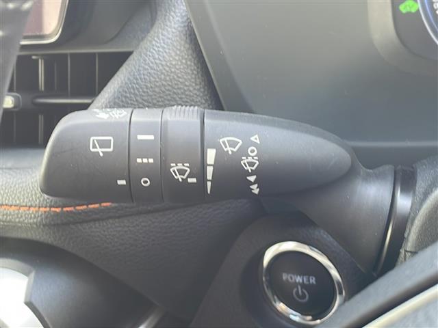 RAV4 ハイブリッドアドベンチャー 10.5インチナビ 地デジTV 大型サンルーフ 全周囲カメラ TRDフロントロアガーニッシュ デジタルインナーミラー 純正19インチAW ブラインドスポットモニター 2.0ETC TRDマッドフラップ(17枚目)