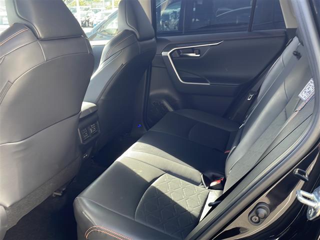 RAV4 ハイブリッドアドベンチャー 10.5インチナビ 地デジTV 大型サンルーフ 全周囲カメラ TRDフロントロアガーニッシュ デジタルインナーミラー 純正19インチAW ブラインドスポットモニター 2.0ETC TRDマッドフラップ(24枚目)