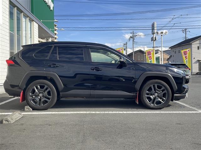 RAV4 ハイブリッドアドベンチャー 10.5インチナビ 地デジTV 大型サンルーフ 全周囲カメラ TRDフロントロアガーニッシュ デジタルインナーミラー 純正19インチAW ブラインドスポットモニター 2.0ETC TRDマッドフラップ(36枚目)
