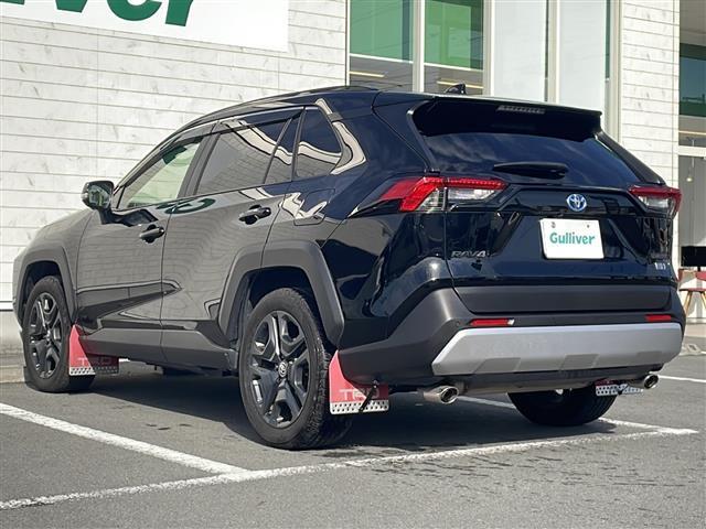RAV4 ハイブリッドアドベンチャー 10.5インチナビ 地デジTV 大型サンルーフ 全周囲カメラ TRDフロントロアガーニッシュ デジタルインナーミラー 純正19インチAW ブラインドスポットモニター 2.0ETC TRDマッドフラップ(43枚目)