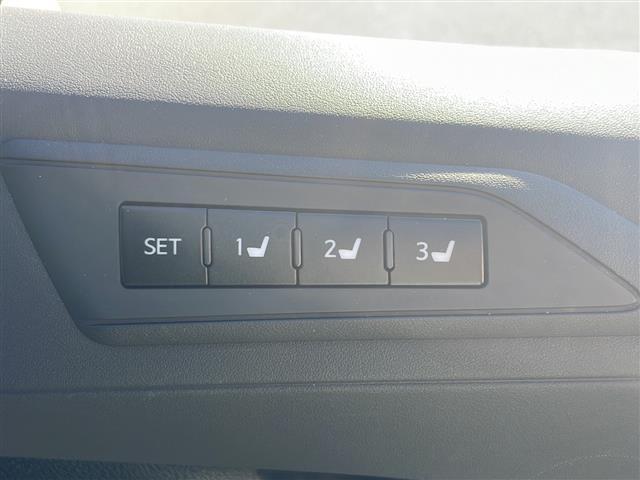 アルファード 2.5S Cパッケージ DAナビ 地デジTV フリップダウンモニター サンルーフ デジタルインナーミラー CD DVD Bluetooth 両側パワースライドドア パワーバックドア 純正18インチAW LEDヘッドライト(20枚目)