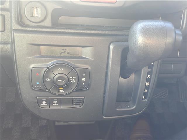 アルト Ｌ　ディスプレイオーディオ　シートヒーター　Ｂｌｕｅｔｏｏｔｈ　バックカメラ　ＡｐｐｌｅＣａｒＰｌａｙ　キーレス　リアコーナーセンサー　スペアキー　保証書　取説（9枚目）