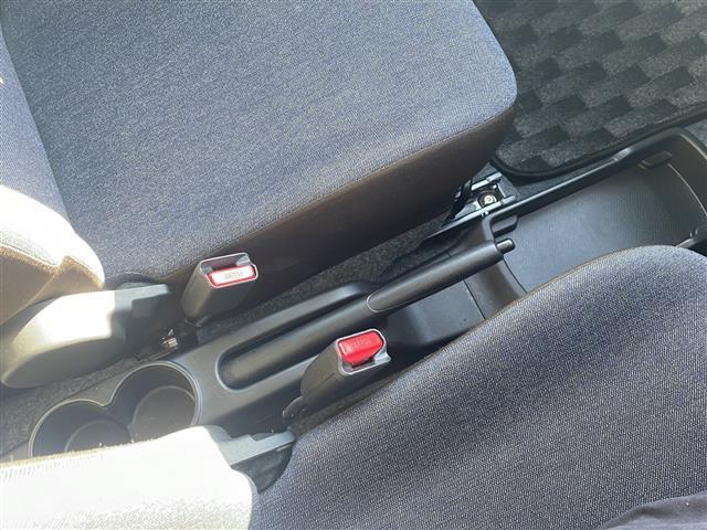 アルト Ｌ　ディスプレイオーディオ　シートヒーター　Ｂｌｕｅｔｏｏｔｈ　バックカメラ　ＡｐｐｌｅＣａｒＰｌａｙ　キーレス　リアコーナーセンサー　スペアキー　保証書　取説（13枚目）