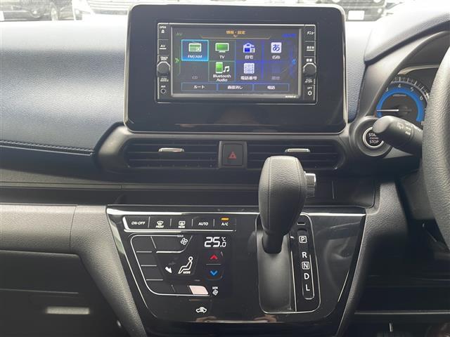 デイズ ハイウェイスター　Ｇターボ　純正ナビ　地デジＴＶ　アラウンドビューモニター　エマージェンシーブレーキ　ＬＥＤヘッドライト　フォグランプ　スマートキー　アイドリングストップ　純正１５インチＡＷ（6枚目）