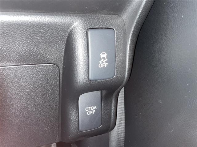 N-BOX G SSパッケージ 両側パワースライド 純正ナビ ワンセグTV 前席シートヒーター ディスチャージヘッドライト ステアリングスイッチ 衝突軽減ブレーキ スマートキー オートライト 純正14インチAW(15枚目)