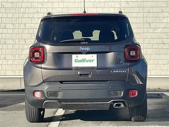 ジープ・レネゲード リミテッド 純正ナビ 地デジTV 前車追従クルーズコントロール クラッシュミティゲーション レザーシート 純正16インチAW LEDヘッドライト スマートキー スペアキー 保証書 取説 ワンオーナー(33枚目)