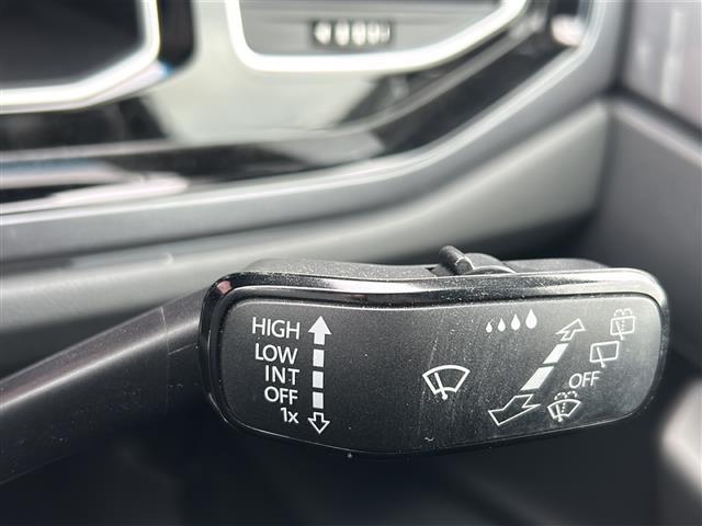 ポロ TSIハイライン /プッシュスタート/スマートキー/純正ナビ/フルセグTV/MSV/BTオーディオ/DVD/バーチャルコックピット/ACC/パドルシフト/パーキングアシスト/前後ドライブレコーダー(14枚目)