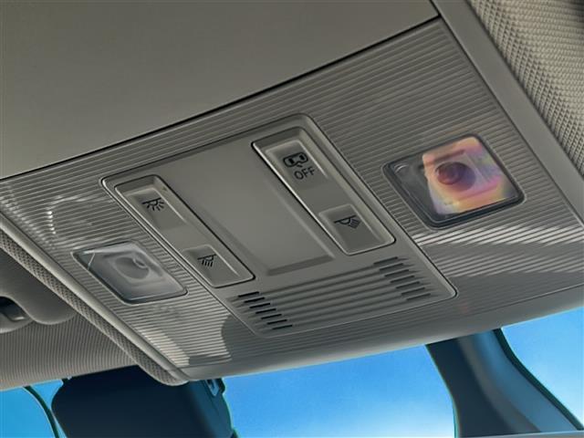 ポロ TSIハイライン /プッシュスタート/スマートキー/純正ナビ/フルセグTV/MSV/BTオーディオ/DVD/バーチャルコックピット/ACC/パドルシフト/パーキングアシスト/前後ドライブレコーダー(20枚目)