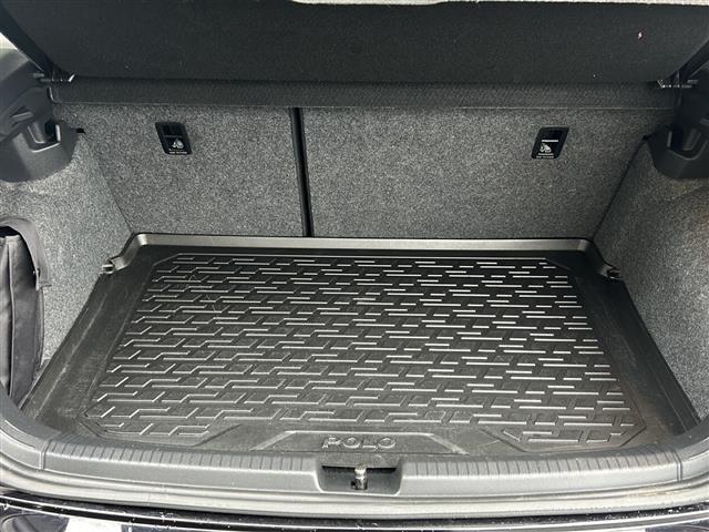 ポロ TSIハイライン /プッシュスタート/スマートキー/純正ナビ/フルセグTV/MSV/BTオーディオ/DVD/バーチャルコックピット/ACC/パドルシフト/パーキングアシスト/前後ドライブレコーダー(23枚目)