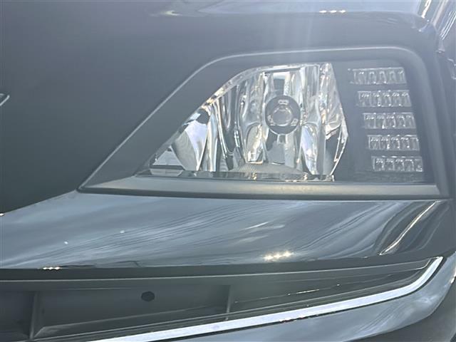 ポロ TSIハイライン /プッシュスタート/スマートキー/純正ナビ/フルセグTV/MSV/BTオーディオ/DVD/バーチャルコックピット/ACC/パドルシフト/パーキングアシスト/前後ドライブレコーダー(29枚目)