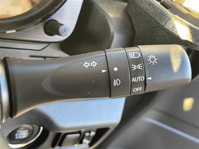 ジムニー XC 社外ナビ 地デジTV セーフティサポート LEDヘッドライト クルーズコントロール CD DVD Bluetooth バックカメラ 純正16インチAW ETC シートヒーター スマートキー スペアキー(17枚目)