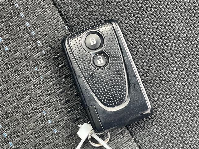 ムーヴ カスタム Xリミテッド 純正ナビ ワンセグTV ワンオーナー CD DVD 純正14インチAW スマートキー LEDフォグランプ キセノンヘッドライト スマートキー スペアキー 保証書 取説(17枚目)