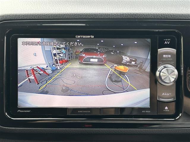 ヴィッツ ハイブリッドＦ　セーフティーエディション　社外メモリナビ　バックカメラ　トヨタセーフティーセンス　先行者発進告知　前方ドライブレコーダー　ビルトインＥＴＣ　プリクラッシュ　オートマティックハイビーム　ＬＥＤライト　フォグランプ　モデリスタＡＷ（4枚目）