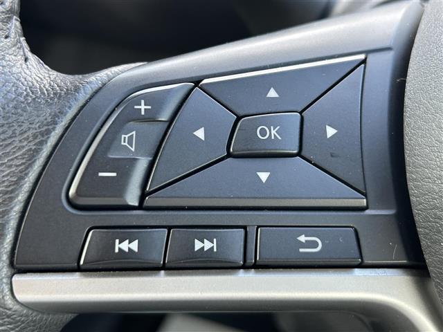 セレナ e-パワー ハイウェイスター プロパイロット 純正9インチナビ アラウンドビューモニター クリアランスソナー ドアバイザー ハンズフリーオートスライドドア USB Bluetooth HDMI LEDヘッドライト フォグランプ(7枚目)