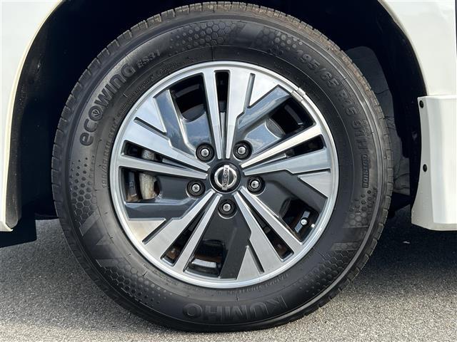 セレナ e-パワー ハイウェイスター プロパイロット 純正9インチナビ アラウンドビューモニター クリアランスソナー ドアバイザー ハンズフリーオートスライドドア USB Bluetooth HDMI LEDヘッドライト フォグランプ(41枚目)