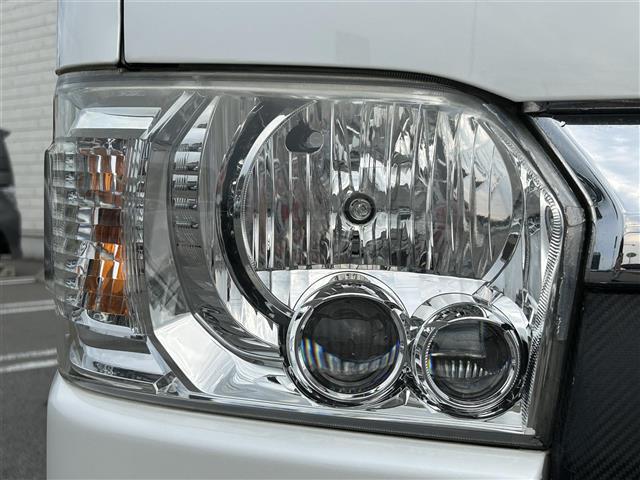 ハイエースバン ロングスーパーＧＬ　社外ナビ　Ｂｌｕｅｔｏｏｔｈ　フルセグＴＶ　バックカメラ　ＣＤ／ＤＶＤ　ステアリングリモコン　フォグランプ　ビルトインＥＴＣ　両側スライドドア　コーナーセンサー　オートライト　ＵＳＢ入力端子（24枚目）