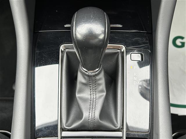 ＭＡＺＤＡ３ファストバック ＸＤプロアクティブ　純正ＳＤナビ　ＢＴオーディオ　フルセグテレビ　全方位カメラ　ＥＴＣ　ＬＥＤヘッドライト　オートライト　パドルシフト　ヘッドアップディスプレイ　電動パーキングブレーキ　オートホールド　純正１８インチＡＷ（15枚目）