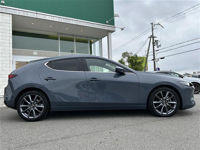 ＭＡＺＤＡ３ファストバック ＸＤプロアクティブ　純正ＳＤナビ　ＢＴオーディオ　フルセグテレビ　全方位カメラ　ＥＴＣ　ＬＥＤヘッドライト　オートライト　パドルシフト　ヘッドアップディスプレイ　電動パーキングブレーキ　オートホールド　純正１８インチＡＷ（37枚目）