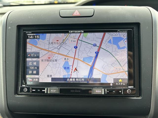 フリードハイブリッド ハイブリッド・Ｇホンダセンシング　ナビ　Ｂｌｕｅｔｏｏｔｈ　フルセグ　ＦＭ／ＡＭ　ＣＤ／ＤＶＤ　リアモニター　両側パワースライド　純正フロアマット　プッシュスタート　衝突軽減ブレーキ　スマートキー　オートライト　ＬＥＤヘッドライト（2枚目）
