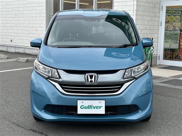 フリードハイブリッド ハイブリッド・Ｇホンダセンシング　ナビ　Ｂｌｕｅｔｏｏｔｈ　フルセグ　ＦＭ／ＡＭ　ＣＤ／ＤＶＤ　リアモニター　両側パワースライド　純正フロアマット　プッシュスタート　衝突軽減ブレーキ　スマートキー　オートライト　ＬＥＤヘッドライト（35枚目）