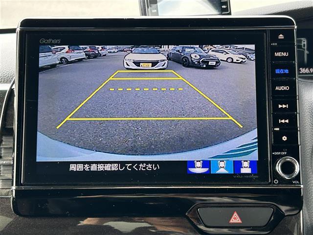 Ｎ－ＢＯＸ Ｇ・Ｌターボホンダセンシング　純正８インチナビ　フルセグＴＶ　ＢＴオーディオ　バックカメラ　ＥＴＣ　ホンダセンシング　両側パワースライドドア　ハンズフリースライドドア　ＬＥＤヘッドライト　純正アルミホイール　純正フロアマット（3枚目）