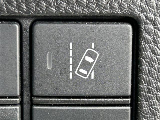 Ｎ－ＢＯＸ Ｇ・Ｌターボホンダセンシング　純正８インチナビ　フルセグＴＶ　ＢＴオーディオ　バックカメラ　ＥＴＣ　ホンダセンシング　両側パワースライドドア　ハンズフリースライドドア　ＬＥＤヘッドライト　純正アルミホイール　純正フロアマット（23枚目）