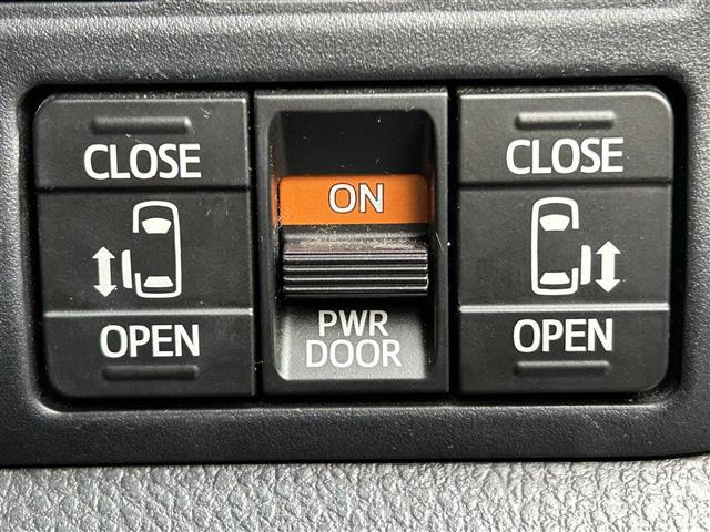 エスクァイア ハイブリッドGi 純正10.5インチナビ フルセグTV BTオーディオ バックカメラ ETC 前席シートヒーター モデリスタエアロ 両側パワスラ LEDヘッドライト オートライト スマートキー レーンキープアシスト(17枚目)