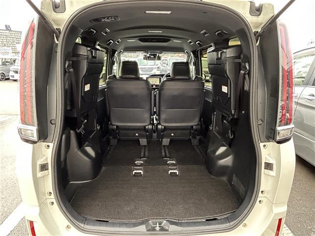 エスクァイア ハイブリッドGi 純正10.5インチナビ フルセグTV BTオーディオ バックカメラ ETC 前席シートヒーター モデリスタエアロ 両側パワスラ LEDヘッドライト オートライト スマートキー レーンキープアシスト(32枚目)