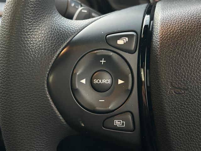 S660 β ナビ バックカメラ ETC ステアリングスイッチ パドルシフト プッシュスタート 純正フロアマット 純正アルミホイール スマートキー パワーステアリング パワーウィンドウ LEDヘッドライト(6枚目)