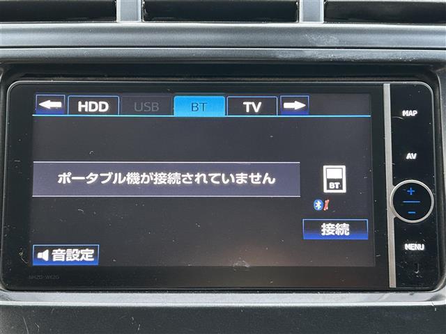 プリウスアルファ G ワンオーナー/純正ナビ/BT/フルセグ/USBポート/ETC/オートライト/純正フロアマット/純正ドアバイザー/フォグランプ/プッシュスタート/スマートキー/スペアキー(4枚目)