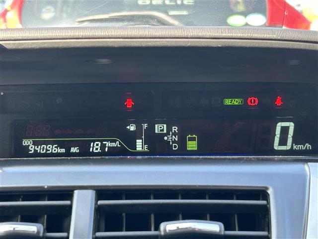 プリウスアルファ G ワンオーナー/純正ナビ/BT/フルセグ/USBポート/ETC/オートライト/純正フロアマット/純正ドアバイザー/フォグランプ/プッシュスタート/スマートキー/スペアキー(12枚目)