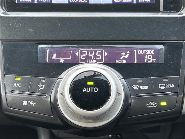 プリウスアルファ G ワンオーナー/純正ナビ/BT/フルセグ/USBポート/ETC/オートライト/純正フロアマット/純正ドアバイザー/フォグランプ/プッシュスタート/スマートキー/スペアキー(14枚目)