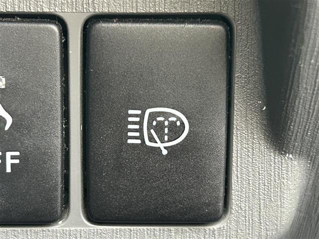 プリウスアルファ G ワンオーナー/純正ナビ/BT/フルセグ/USBポート/ETC/オートライト/純正フロアマット/純正ドアバイザー/フォグランプ/プッシュスタート/スマートキー/スペアキー(20枚目)