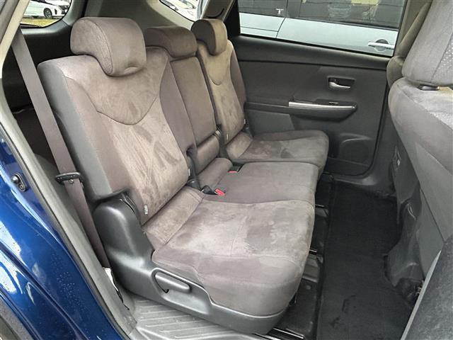 プリウスアルファ G ワンオーナー/純正ナビ/BT/フルセグ/USBポート/ETC/オートライト/純正フロアマット/純正ドアバイザー/フォグランプ/プッシュスタート/スマートキー/スペアキー(29枚目)