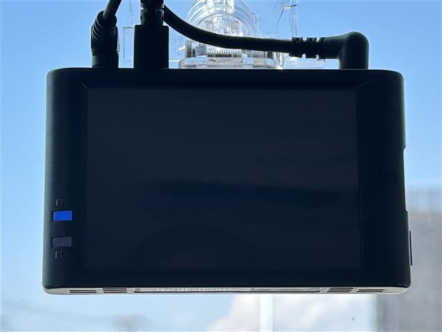 ルーミー カスタムG S アルパインフリップダウンモニター 純正ナビ フルセグTV クルーズコントロール 前後ドライブレコーダー バックカメラ ETC シートヒーター 両側パワースライドドア フォグランプ LEDオートライト(4枚目)