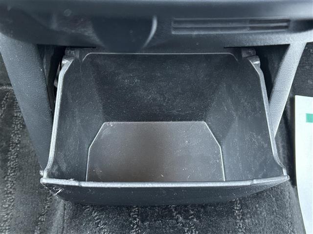 デイズ ハイウェイスター X プロパイロットエディション 純正9インチナビ アラウンドビューモニター フルセグTV BTオーディオ CD/DVD AUX プロパイロット ステアリングスイッチ ETC 純正フロアマット 純正ドアバイザー LEDヘッドライト(21枚目)