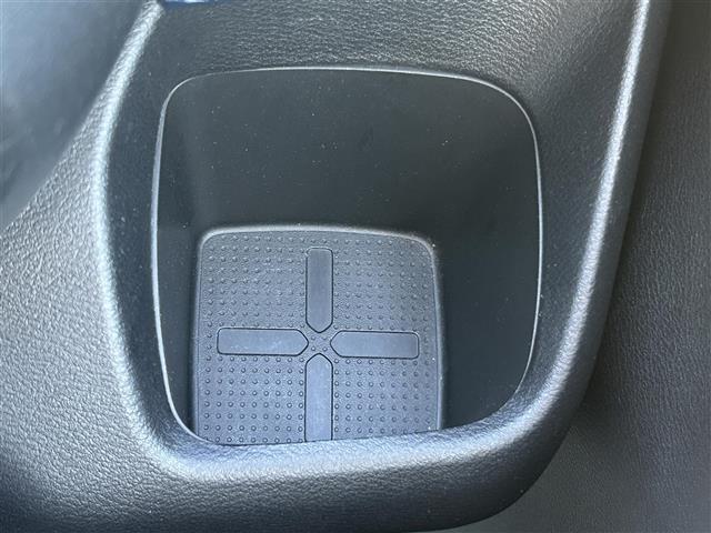 デイズ ハイウェイスター X プロパイロットエディション 純正9インチナビ アラウンドビューモニター フルセグTV BTオーディオ CD/DVD AUX プロパイロット ステアリングスイッチ ETC 純正フロアマット 純正ドアバイザー LEDヘッドライト(22枚目)