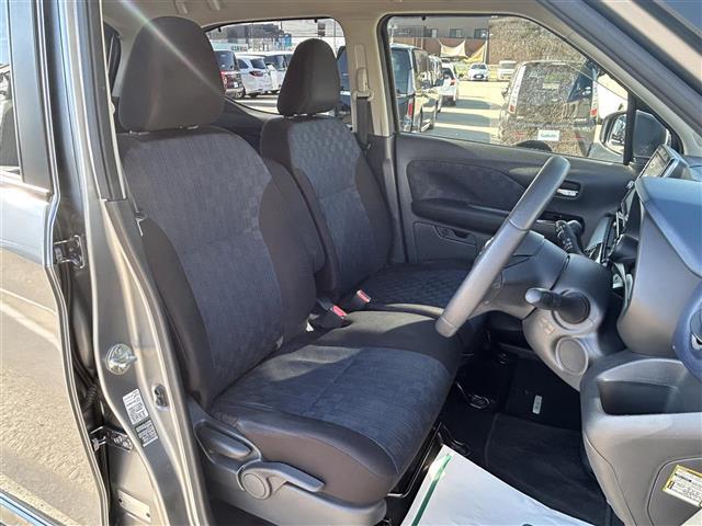 デイズ ハイウェイスター X プロパイロットエディション 純正9インチナビ アラウンドビューモニター フルセグTV BTオーディオ CD/DVD AUX プロパイロット ステアリングスイッチ ETC 純正フロアマット 純正ドアバイザー LEDヘッドライト(27枚目)