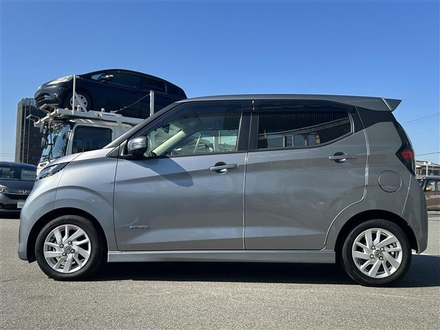 デイズ ハイウェイスター X プロパイロットエディション 純正9インチナビ アラウンドビューモニター フルセグTV BTオーディオ CD/DVD AUX プロパイロット ステアリングスイッチ ETC 純正フロアマット 純正ドアバイザー LEDヘッドライト(38枚目)